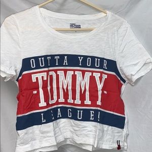 TOMMY HILFIGER crop top